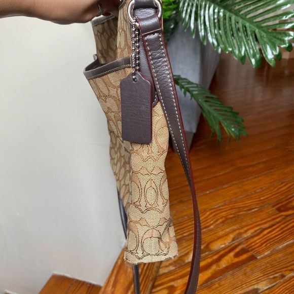 Coach Crossbody Beige/Brown Signature Canvas Leather File Messenger Bag, MP $469 - Picture 4 of 12